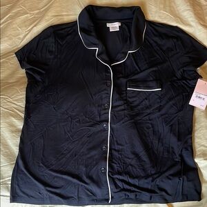 Women's Black Short Sleeve Pajama Top